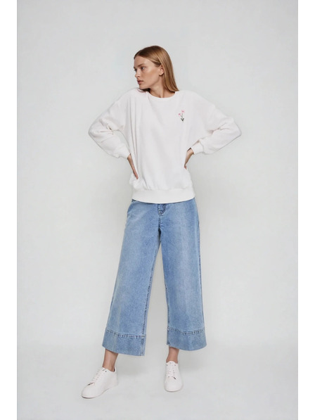 Moodo Fehér hímzett virágos felső Moodo