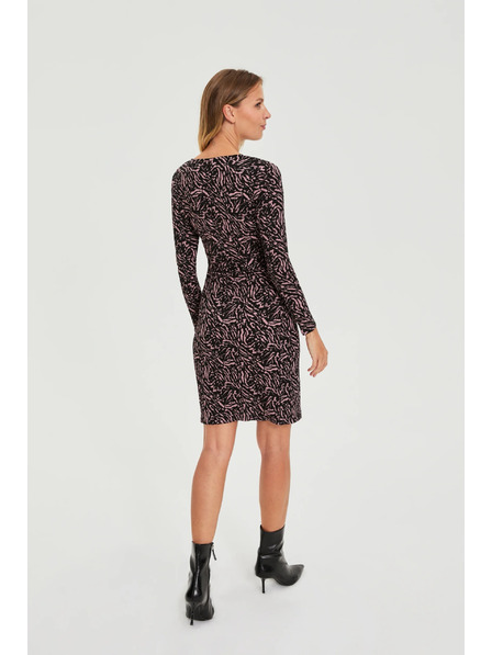 Moodo Testhez álló fekete ruha Moodo