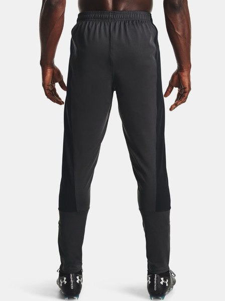 Under Armour Férfi melegítők Under Armour Challenger Training Pant