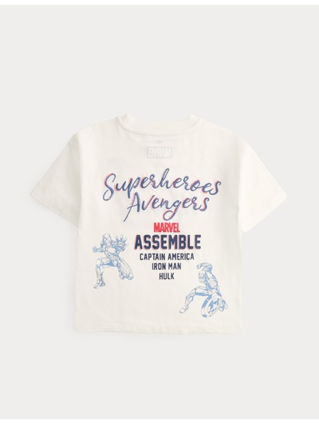 Marks & Spencer Tiszta pamut póló Marvel™ Avengers™ mintával (2–8 év) Marks & Spencer krémszín