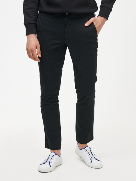 GAP Khaki Slim nadrág GAP
