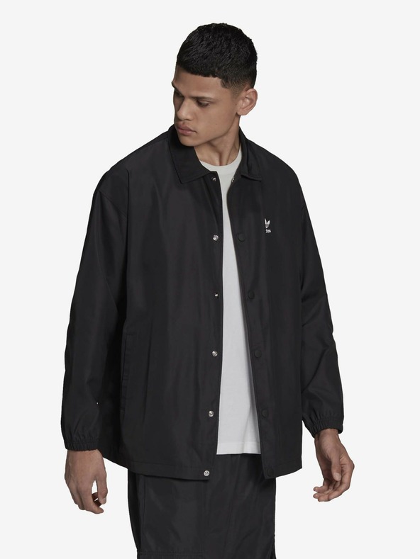 adidas Originals Fekete adidas Originals Coach Jacket Férfi könnyű ingkabát