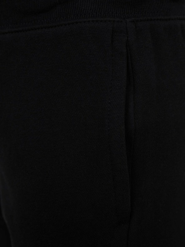 GAP Gyerek melegítő short logóval GAP