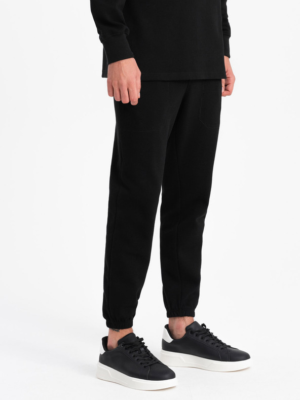 Ombre Clothing Fekete férfi pulóver póló gallérral + nadrág Ombre Clothing