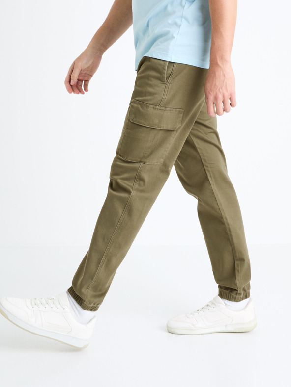 Celio Khaki színű férfi cargo nadrág Celio Dolyte