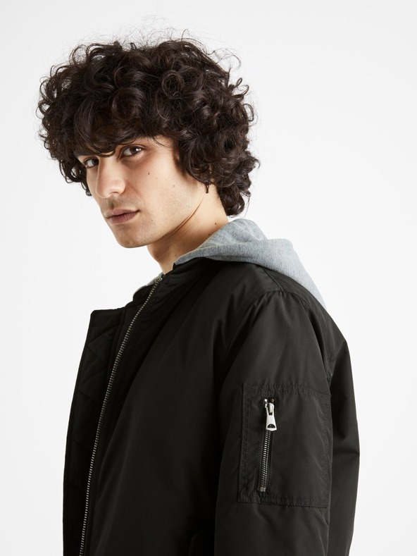 Celio Fekete férfi kapucnis bomber Celio Cujameshoo