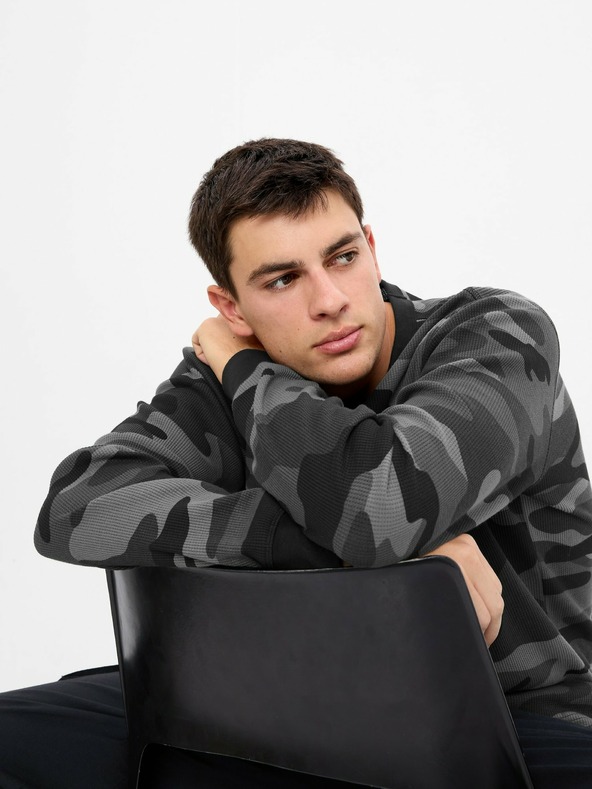 GAP Póló katonai mintával GAP