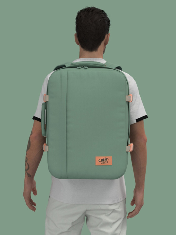 CabinZero CabinZero Classic 44L zöld unisex hátizsák Sage forest