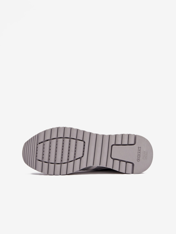 Geox Ezüst Geox Desya női sportcipő