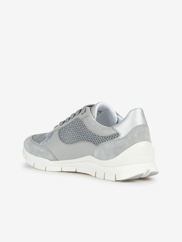 Geox Szürke női tornacipő bőr részletekkel Geox Sukie
