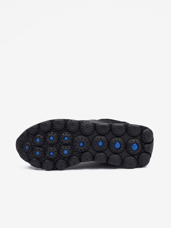 Geox Fekete női tornacipő bőr részletekkel Geox Spherica V Series