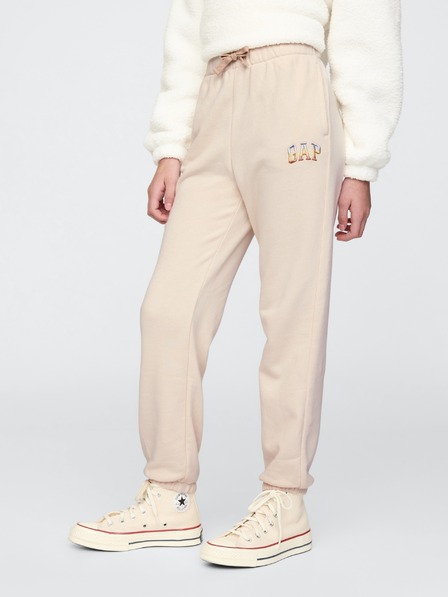 GAP Gyerek fleece sportnadrág logóval army GAP