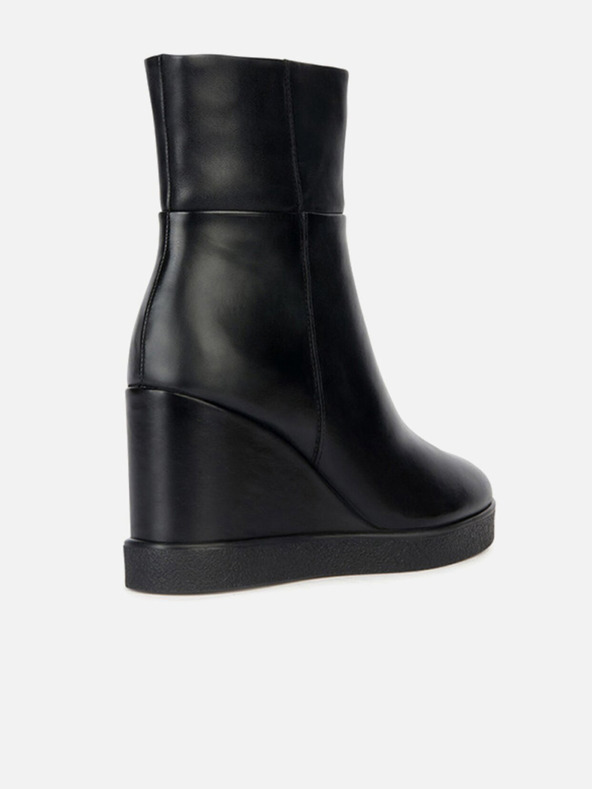 Geox Fekete női Geox Elidea ék alakú bokacsizma