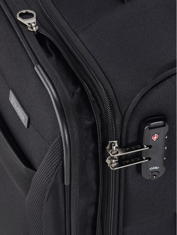 Travelite Három darabos Travelite Chios S,M,L utazóbőrönd készlet Fekete utazóbőröndök