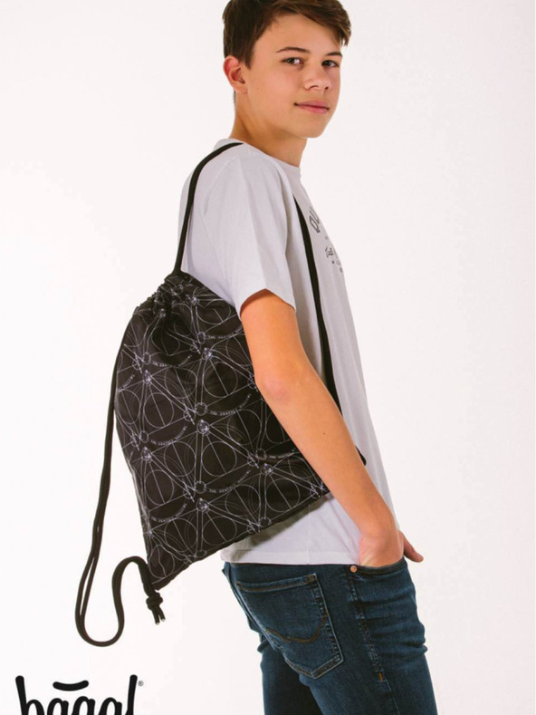 BAAGL  Fekete táska Baagl Skate Harry Potter Halál ereklyéje