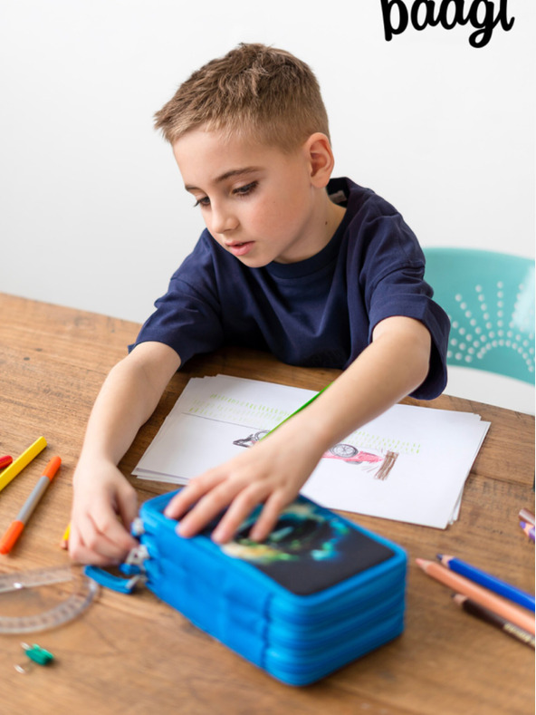 BAAGL  Kék iskolai ceruzatartó háromszintes Baagl Racing Car