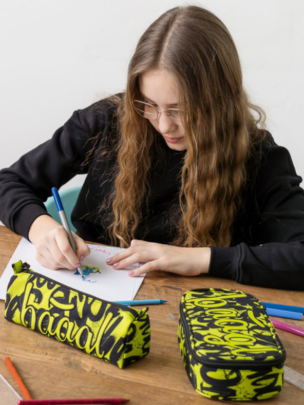 BAAGL  Fekete diáktáska lime Baagl