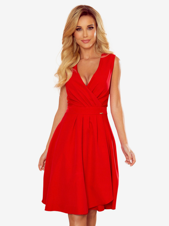 numoco ELLENA Elegáns ruha nyakkivágással és rakással - Piros Numoco Numoco