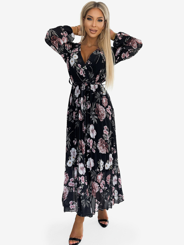 numoco Fodros midi ruha nyakkivágással, hosszú ujjakkal és derék megkötővel - fekete, rózsaszín virágokkal Numoco