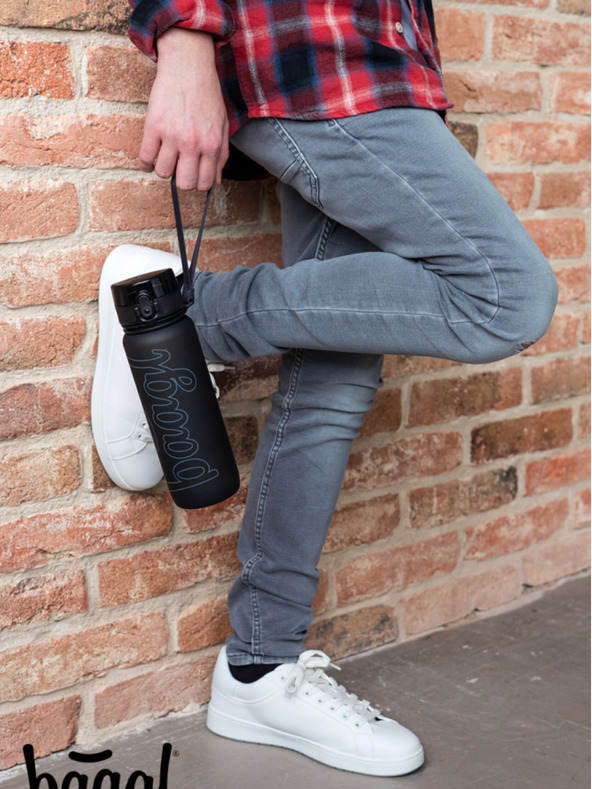 BAAGL  Fekete tritán ivópalack fekete, 800 ml Baagl