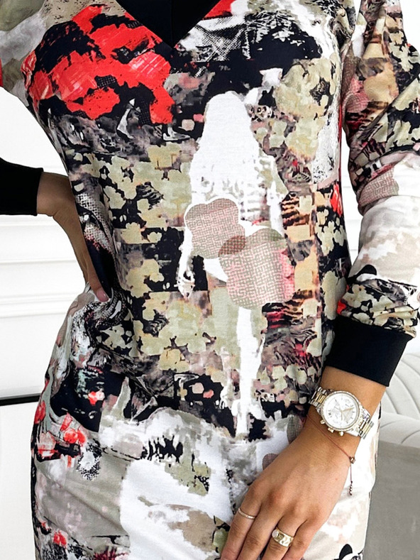 numoco Hosszú ujjú ruha nyakkivágással - színes Numoco ELVIRA