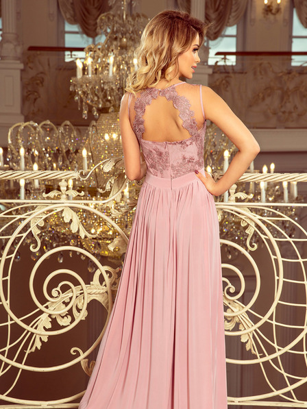 numoco Hosszú ruha hímzett nyakkivágással - szürke színű Numoco LEA