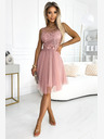 numoco Női ruha guipürével és finom tüllel - púderrózsaszín Numoco CATERINA
