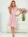 numoco Rakott ruha zsebkendőnyakkivágással - púderrózsaszín Numoco WENDY