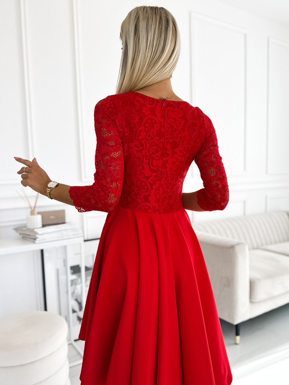 numoco Csipkés nyakkivágású ruha hosszabb háttal - piros Numoco NICOLLE NICOLLE