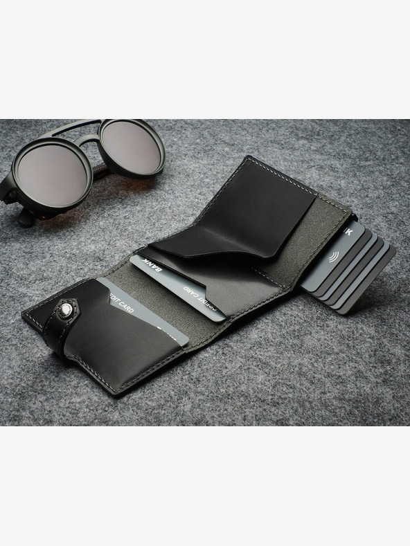 Pularys Pularys férfi bőr pénztárca Hiker fekete 211114101