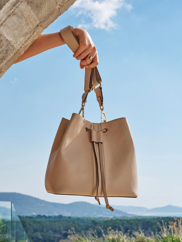 Geox Krémszínű női Geox Andrenne kézitáska