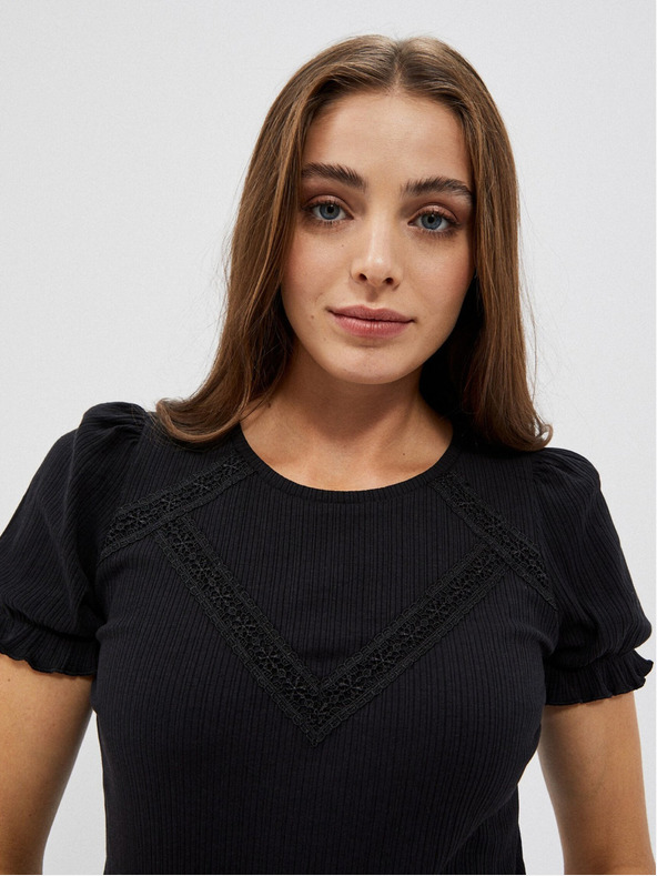 Moodo Fekete női blúz fodros ujjakkal Moodo