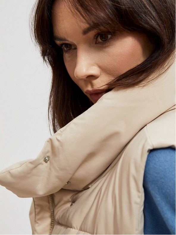 Moodo Moodo Bézs színű női steppelt mellény