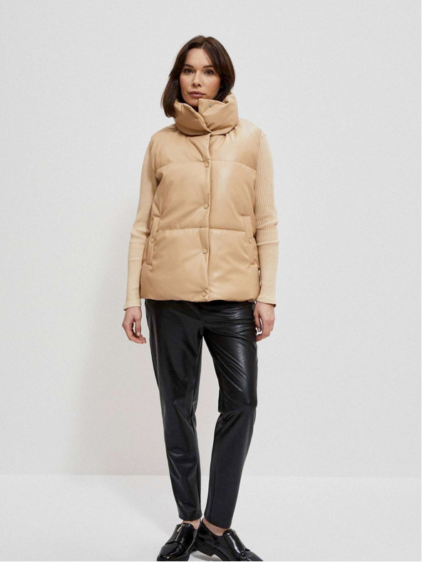 Moodo Moodo Bézs színű női steppelt mellény