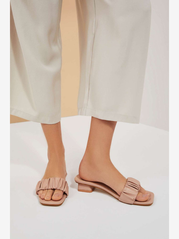 Moodo Rózsaszín papucs Moodo