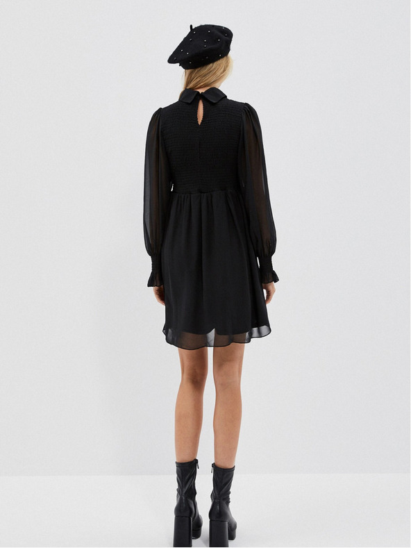 Moodo Fekete női ruha fodros ujjakkal Moodo