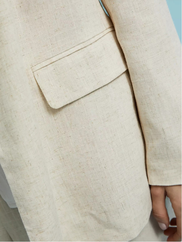 Moodo Moodo bézs színű női blézer