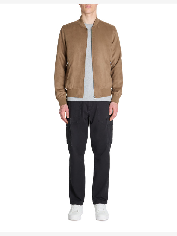 Celio Kabát Lusuedelit