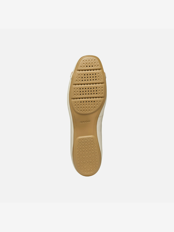 Geox Krémszínű Geox Annytah női balerinák