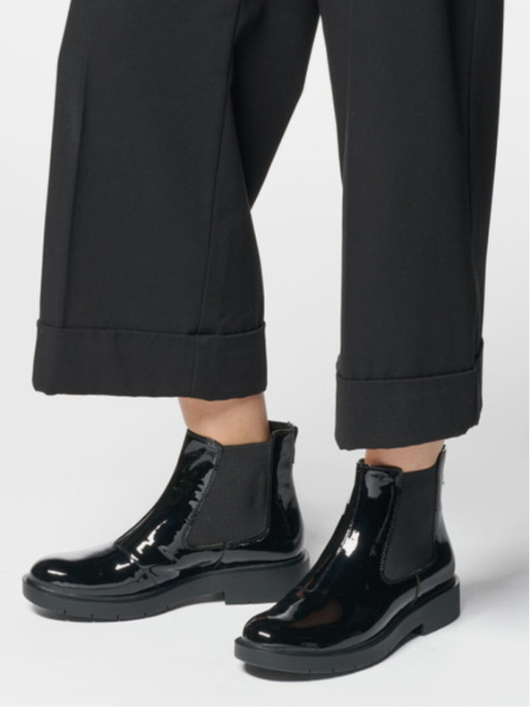 Geox Fekete női Geox Spherica Ec1 bokacsizma