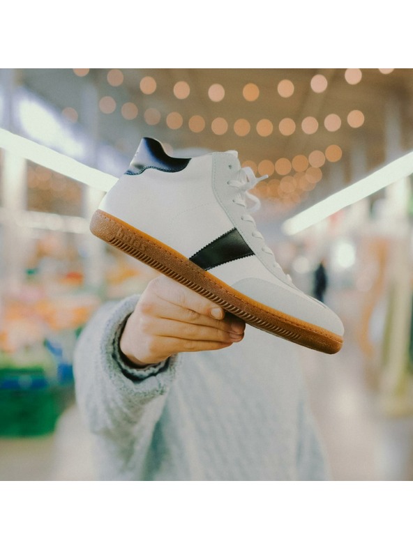 Vasky Női bőr tornacipő / csizma fekete-fehér BOTAS