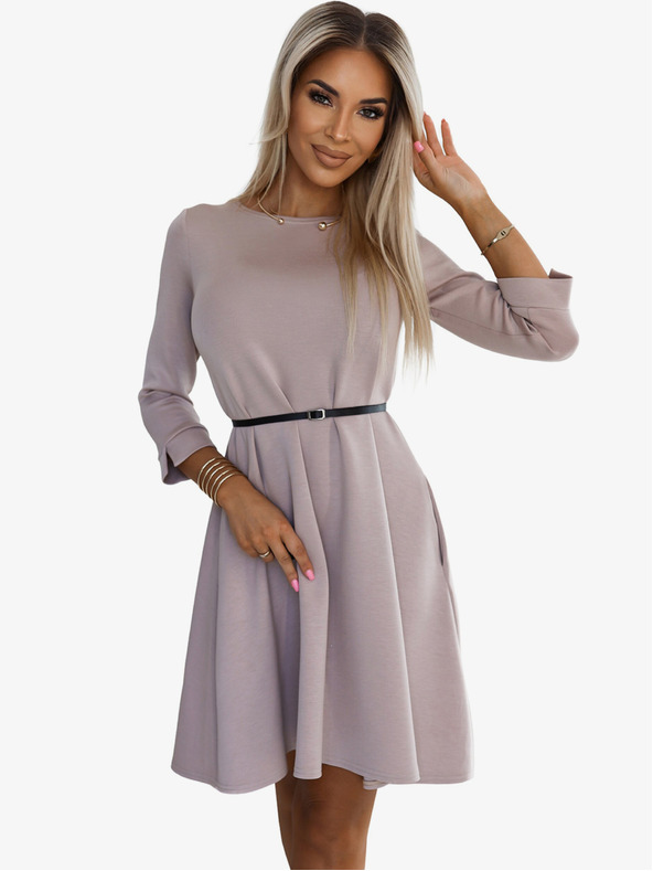 numoco Klasszikus trapézruha fekete övvel - bézs Numoco