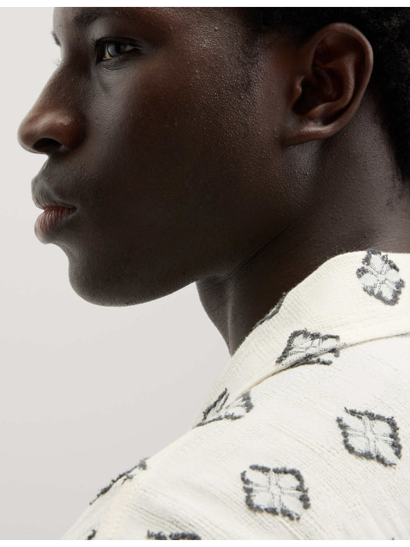 Marks & Spencer Tiszta pamut ing geometriai mintával Marks & Spencer törtfehér