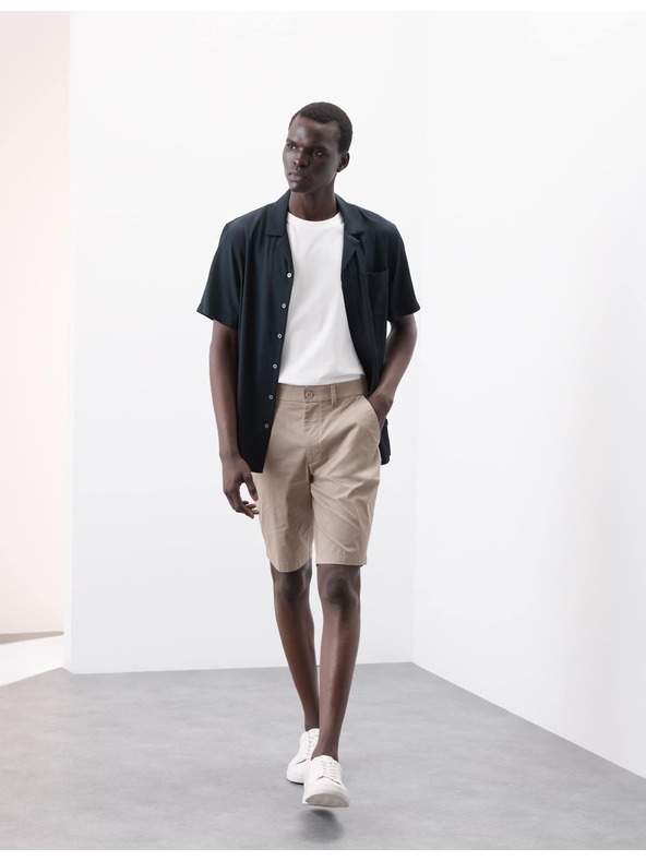 Marks & Spencer 100% Supima® pamut nyakú trikó Marks & Spencer fehér