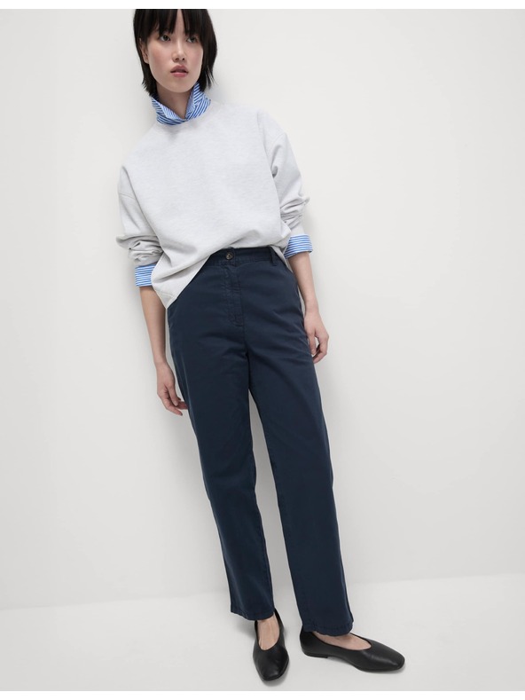 Marks & Spencer Chino boka nadrág egyenes szárral, magas pamuttartalommal Marks & Spencer sötétkék