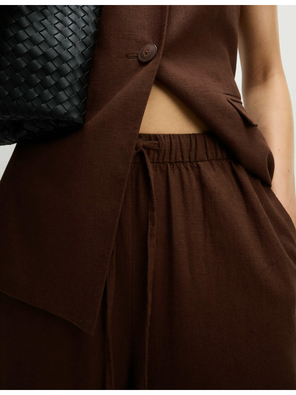 Marks & Spencer Len keverék nadrág húzózsinórral és bő szárral Marks & Spencer barna