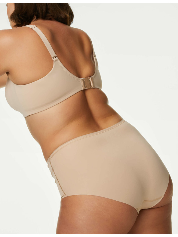 Marks & Spencer Flexifit™ varrásmentes magas derekú rövidnadrág, 3 db Marks & Spencer bézs