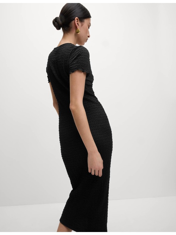 Marks & Spencer Jerseys texturált midi ceruzaruha V-nyakkivágással Marks & Spencer