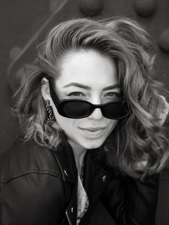 VEYREY VeyRey Ovális Gudmar napszemüveg Fekete