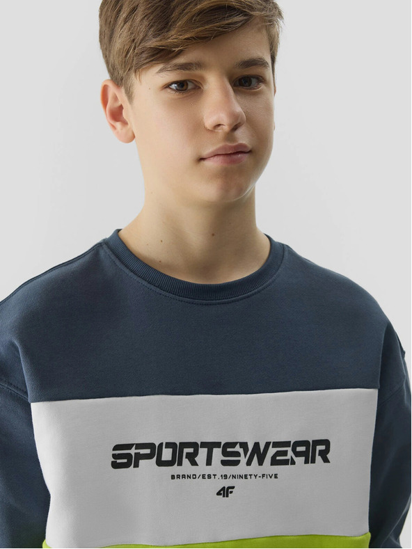 4F Fiú melegítőfelső rögzítés és kapucni nélkül 4F